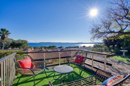 Casa USHUAÏA face au golfe de St-Tropez - Tap to explore photos