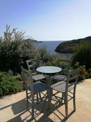 CASA DEI MELOGRANI at Vourlidia Leros