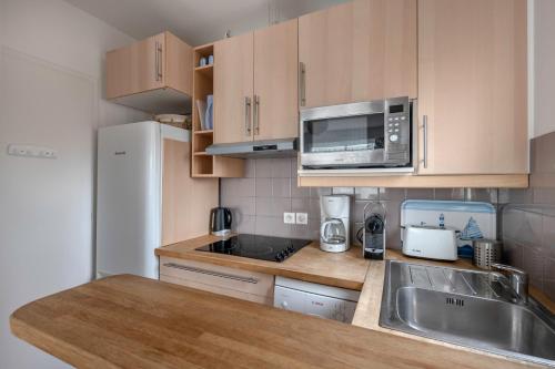 Apartment image 8