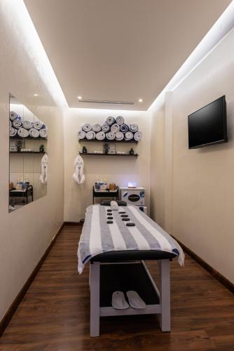 Blue Diamond Hotel Jeddah - image 7