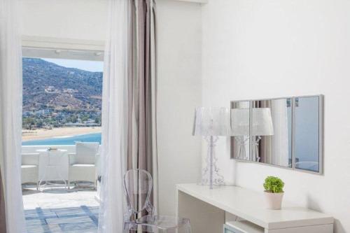 Ios Palace Hotel & Spa - image 2