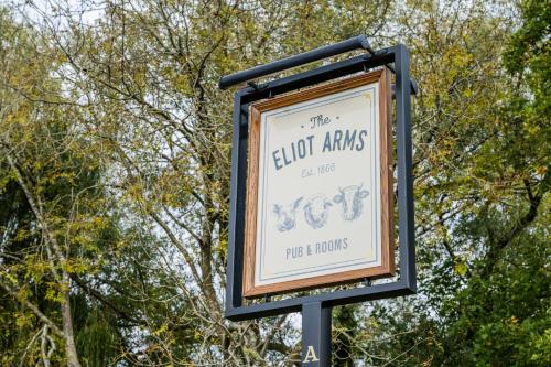 Eliot Arms