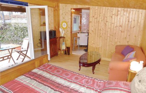 Cozy Home In Bordezac With Kitchenette