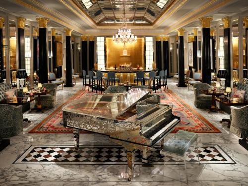 424619948 The Dorchester - Dorchester Collection