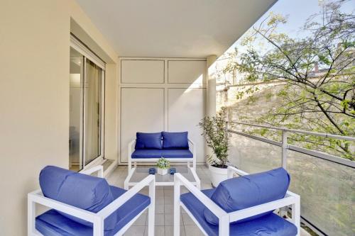 Le Bienheureux Beau T2 en plein centre avec grande Terrasse - image 5