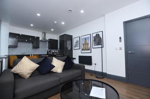 2 bedrooms, 3 beds