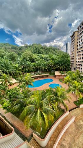 Putravilla Condominium Lovely & Spacious With Public Pool - Kuala Lumpur