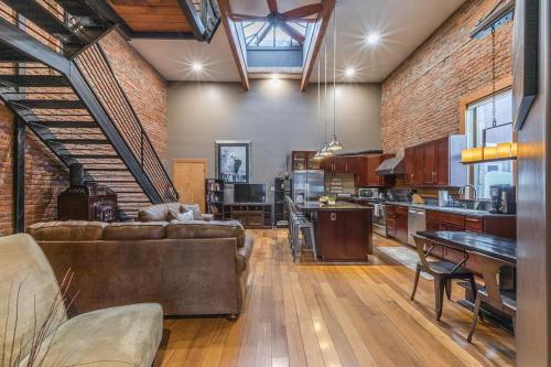 736 Main Street Loft - image 12