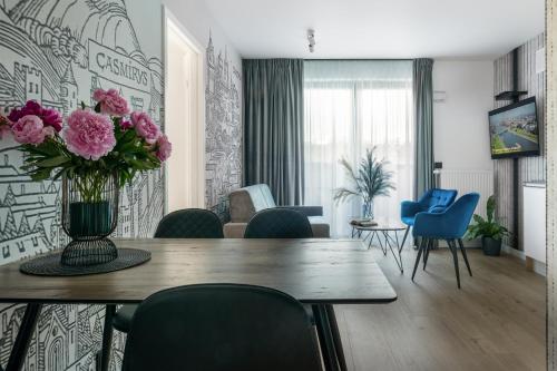 InPoint Central Apartments Old Town&Kazimierz - Free Parking Room Type - Two-Bedroom Apartment with Terrace