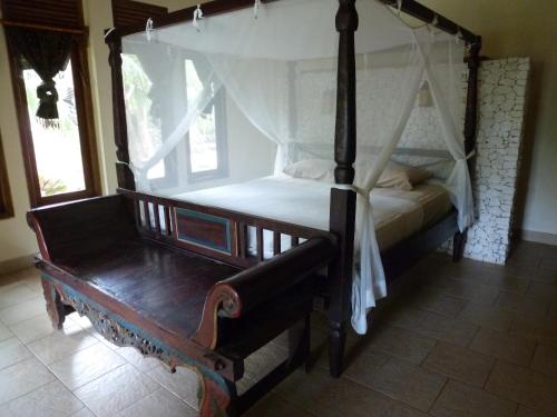 1 queen bed