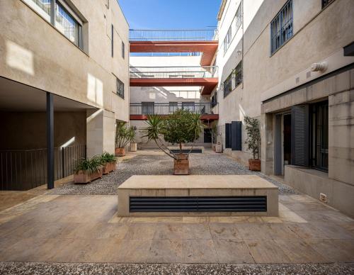 Amazing studio in the old city - image 3