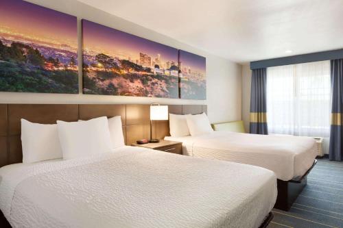 Queen Room with Two Queen Beds - Non-Smoking