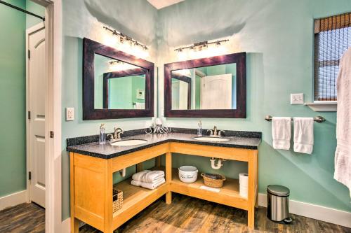 Port Aransas Home with Pool - Walk to Sandpoint Beach - image 14