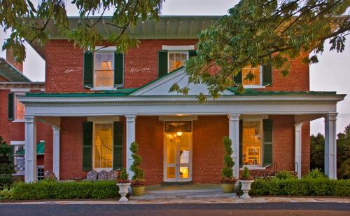 Marriott Ranch Bed and Breakfast - 숙소 외관