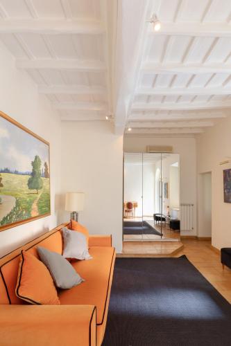 Cozy apartment with private garden at SpanishSteps, Rzym
