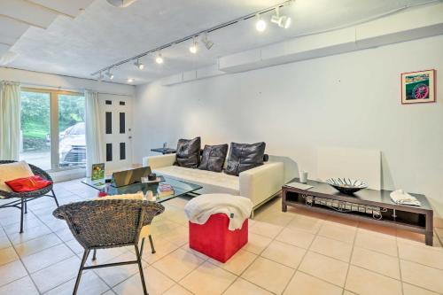 Contemporary Cincinnati Apt with WiFi Near Kenwood! - image 6