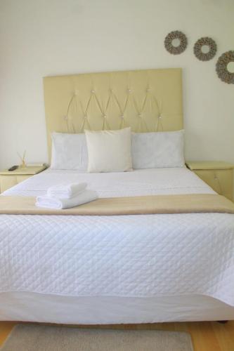 . El Rose Guest House