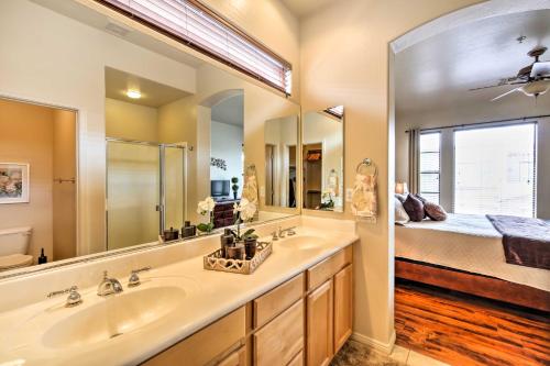 Scottsdale Escape with Community Pool Golf and Tennis - image 2