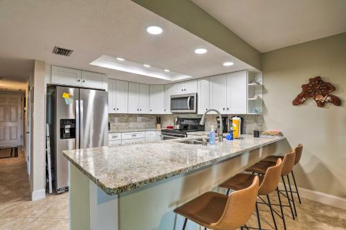Indian Shores Condo with Balcony and Pool on the Beach! - image 8
