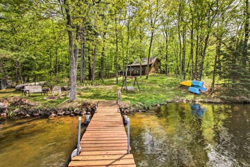 Lakefront Cumberland Cabin with Dock and Fire Pit!