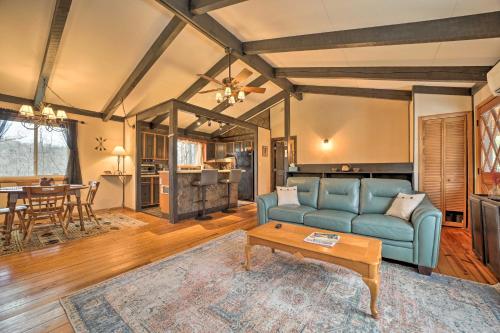 Stonewood Lodge Glenville Getaway with Deck! in Glenville, USA