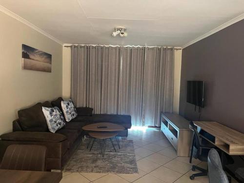 Centurion: Chilled Townhouse