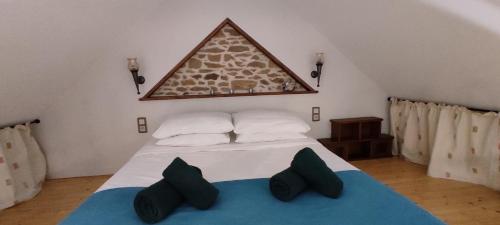 Gîte Les Pampas Les Jardins de Kerellec 20min de la mer 2 à 4 personnes jacuzzi et terrasse gîte à louer Plouvorn
