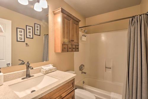 Main St Breck Condo with Mtn Views - Walk to Lifts! - image 12