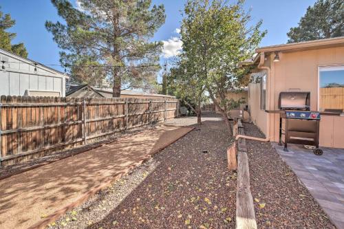 Trendy Digs with Yard Games, Fire Pit and Grill!