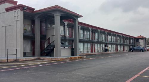 Red Roof Inn Fort Worth West