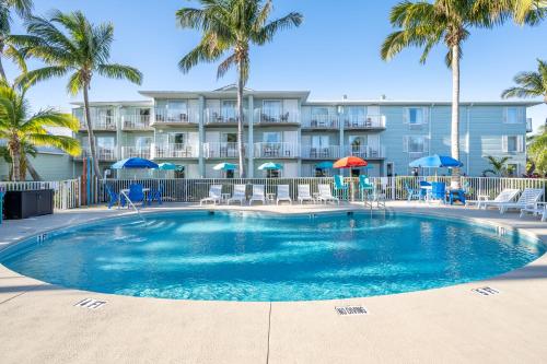 Capt Hirams Resort Capt Hirams Resort