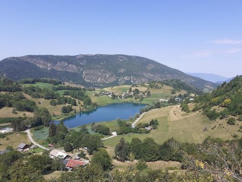 Gite Les Mesanges in Challes-les-Eaux