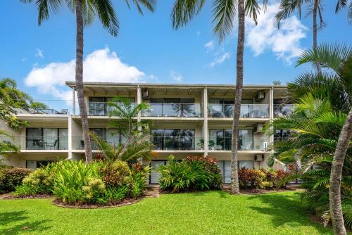 Beachfront Terraces Apartments