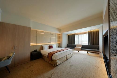 Evergreen Plaza Hotel - Tainan - image 3