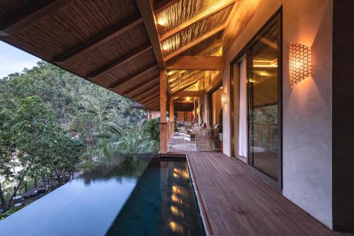 Balcony/terrace, Manami Resort in Sipalay