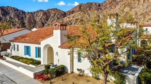 LV310 Single Story LV Townhome Next to the Pool in La Quinta, USA