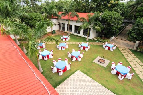 Kert, Reva Resorts and Holiday Homes in Tiruttani