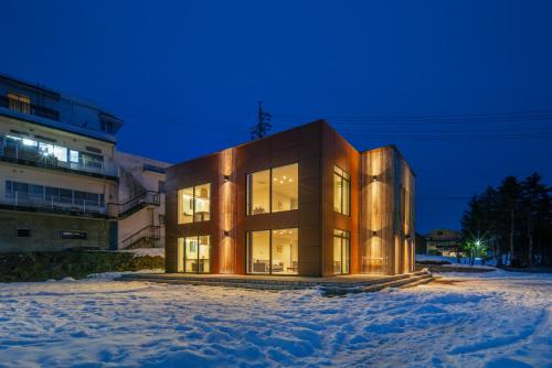 Bluebird Apartments by The Hakuba Collection