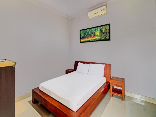 OYO 92203 Tata Guest House