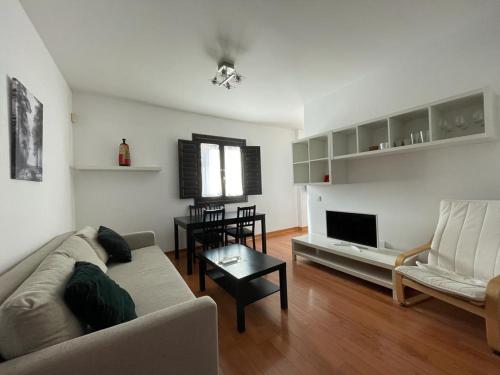 1 double bed, 1 sofa bed