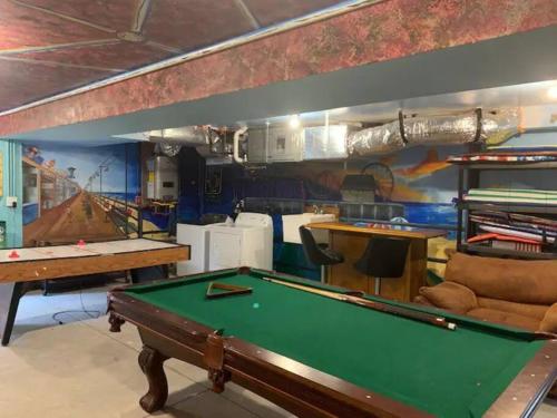 The Lighthouse-3 Bedroom with Casino Pier Gameroom - image 13
