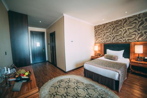 1 twin bed