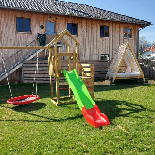 Kert, Ferienwohnung Familie Roth in Ruckholz