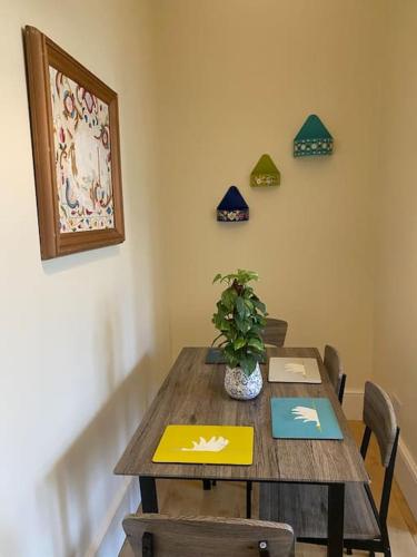 Large Bright apartment 4