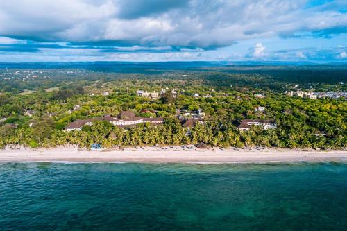 . Diani Reef Beach Resort & Spa