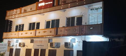 卡玛家庭旅馆 (Karma Home Stay) in 卡修拉荷