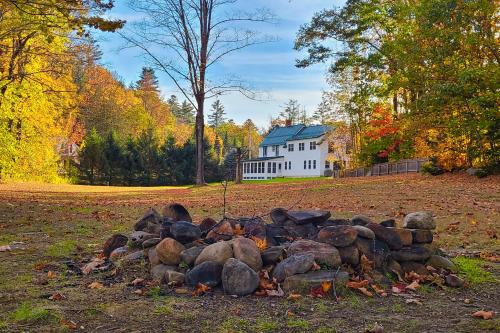 Lake House in Plymouth, USA