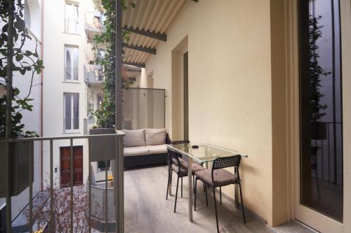 One-Bedroom Apartment image 5