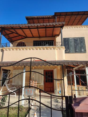 Kuşadası Müstakil villa 4+1