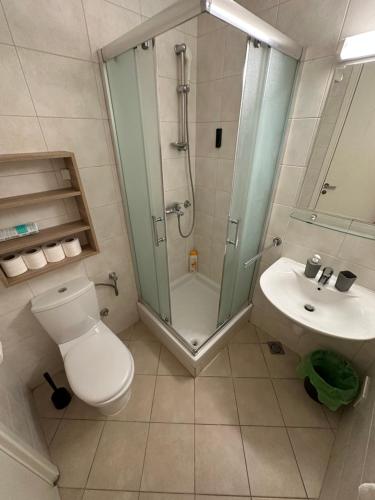 Nevena Belville Apartments - image 10